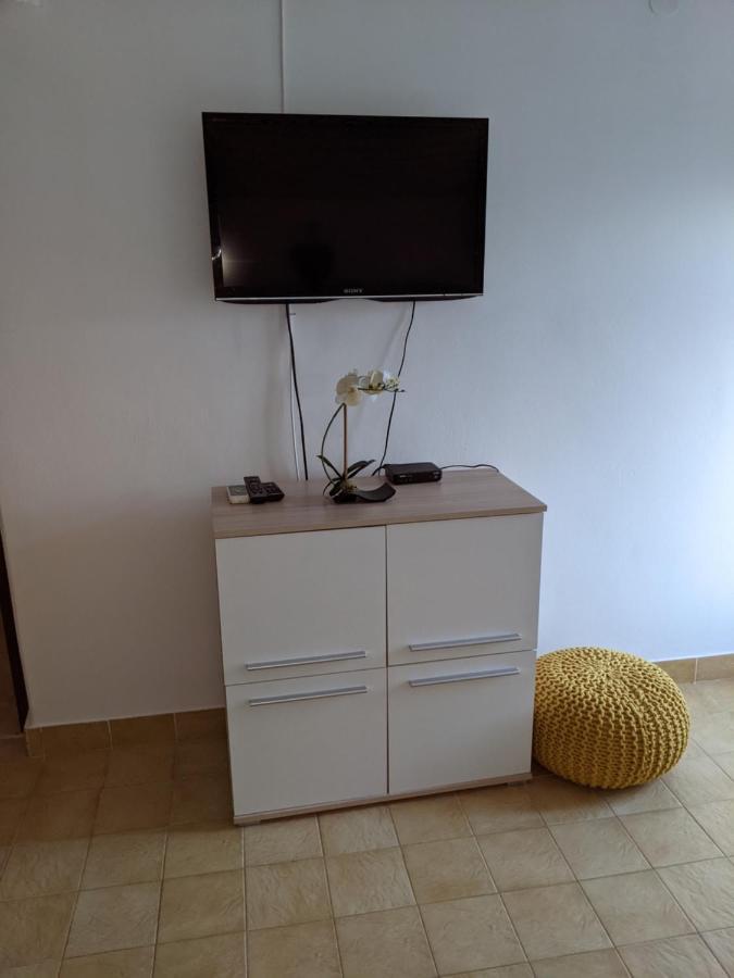 Emilija Apartments Privlaka Privlaka  Bagian luar foto