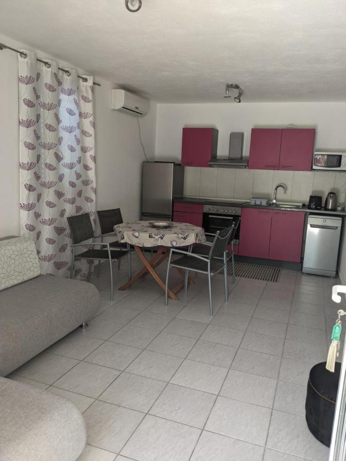 Emilija Apartments Privlaka Privlaka  Bagian luar foto