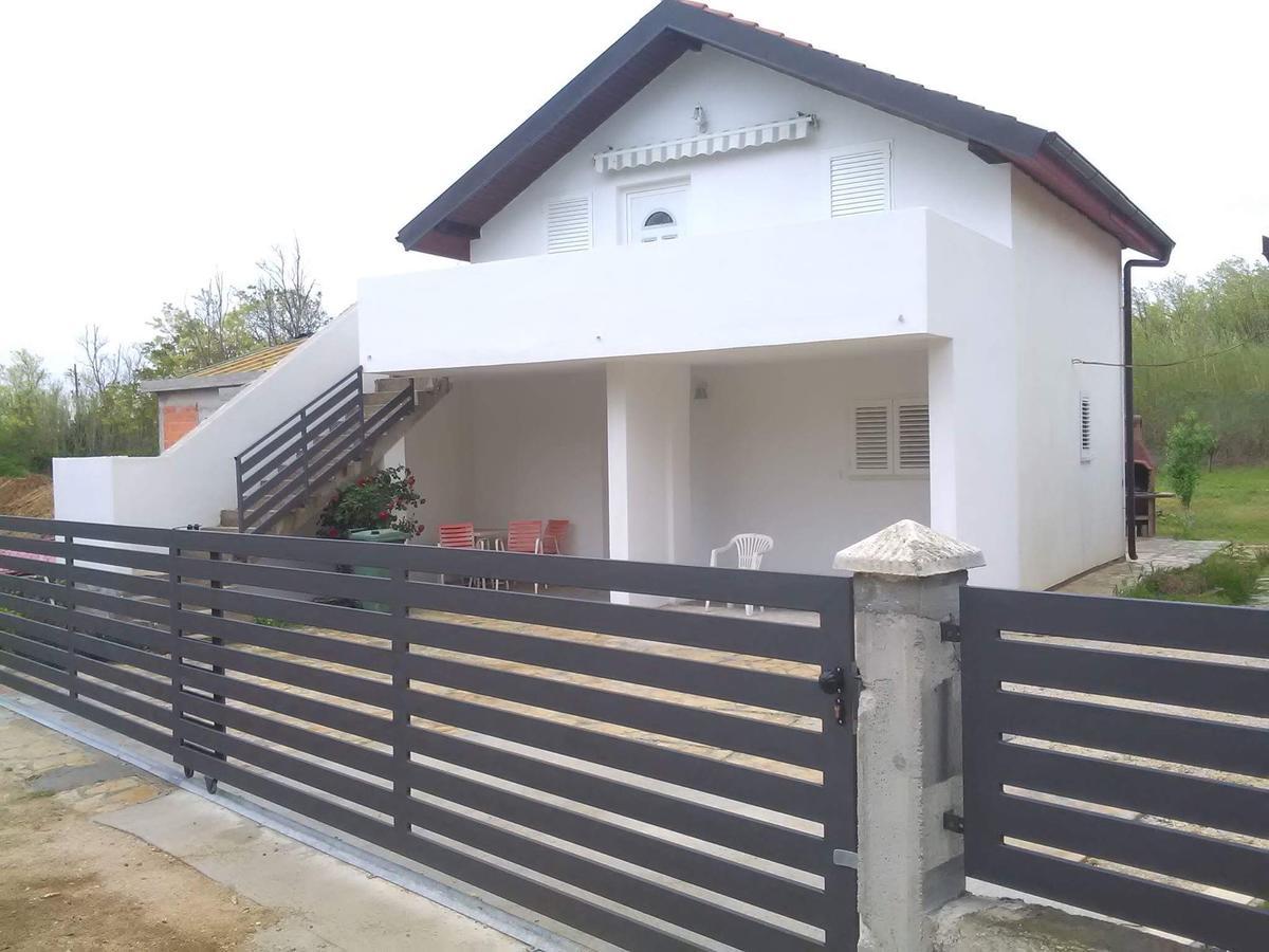 Emilija Apartments Privlaka Privlaka  Bagian luar foto